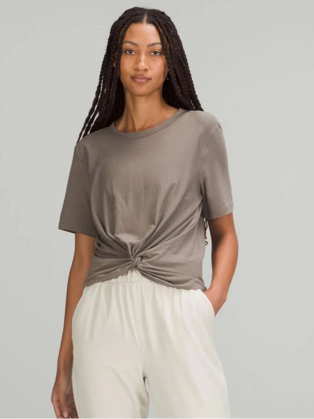 Lululemon Crescent T shirt size 6